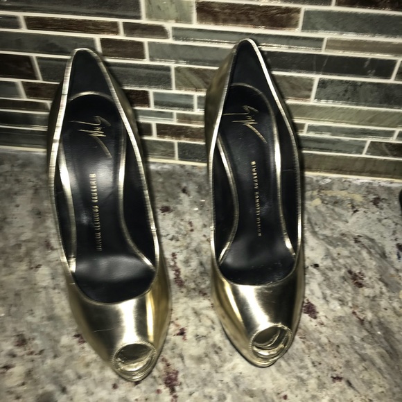 Giuseppe Zanotti Shoes - Gold Giuseppe Zanotti Platform Pumps